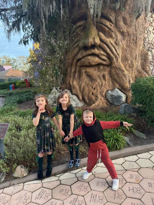 Landon and Sisters with Talking Tree at GKTW